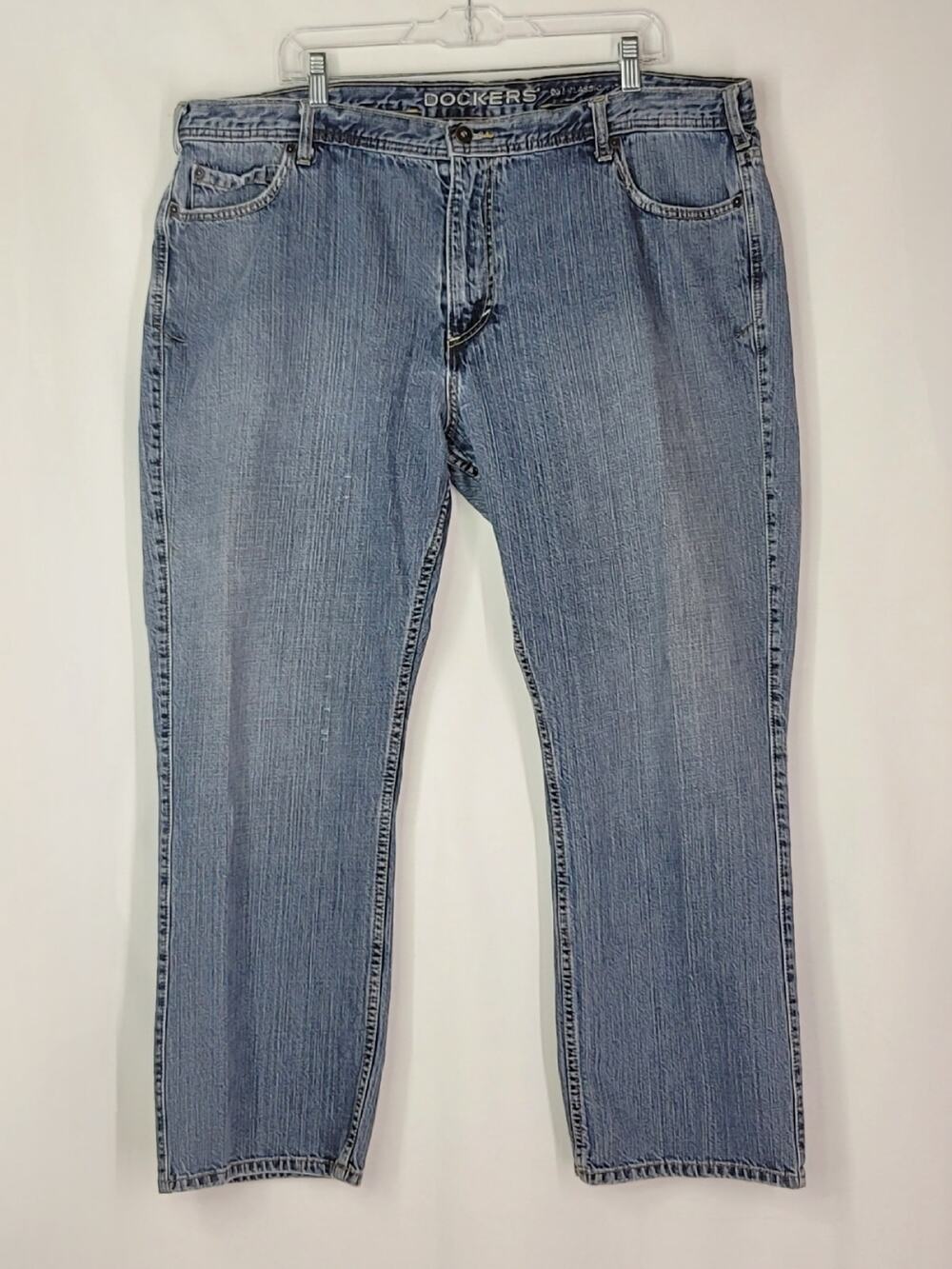 DOCKERS D3 Classic Fit 5 Pocket Blue Denim Jeans Men's Size 44x30